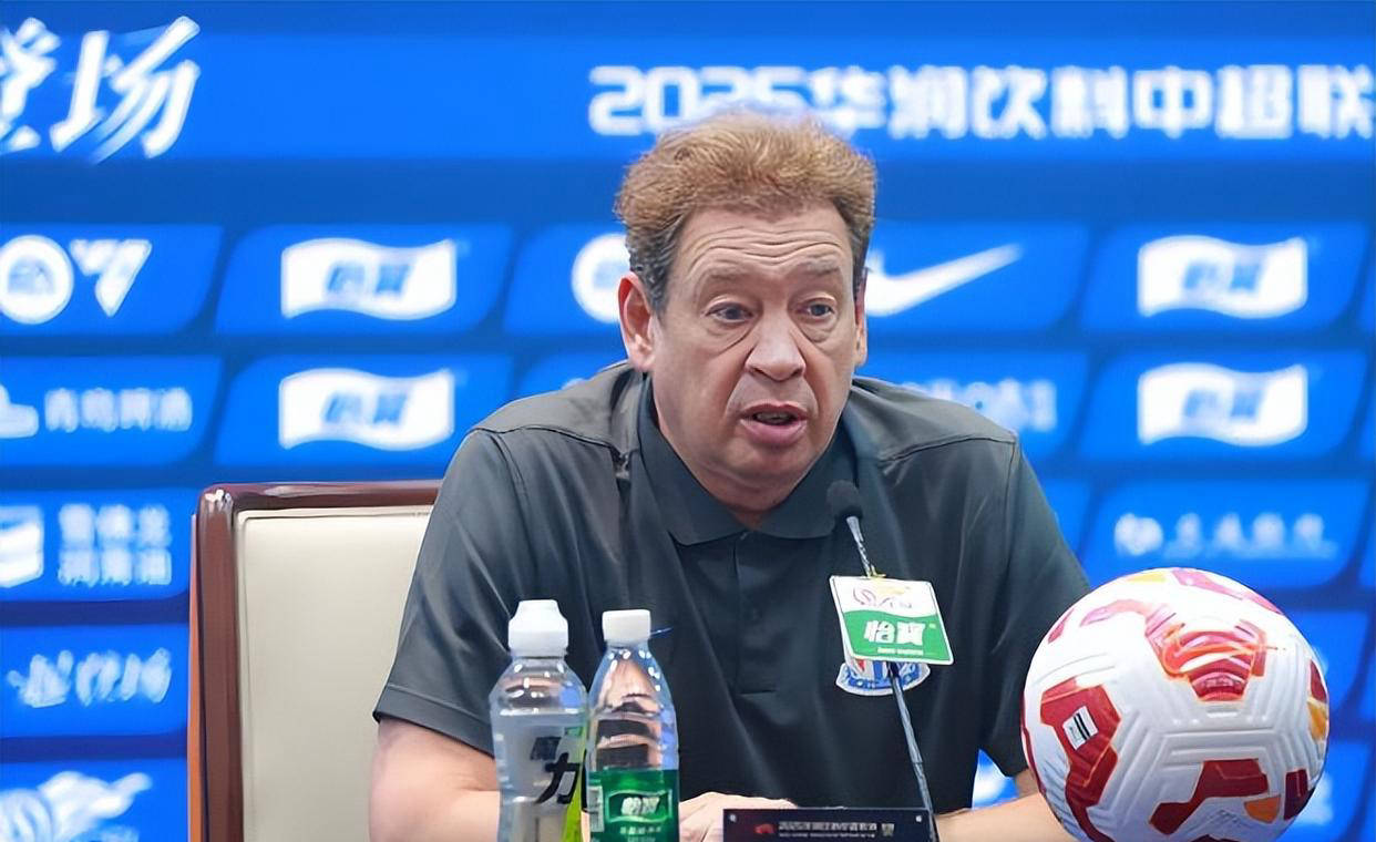 立即展现出, 为俱乐部争