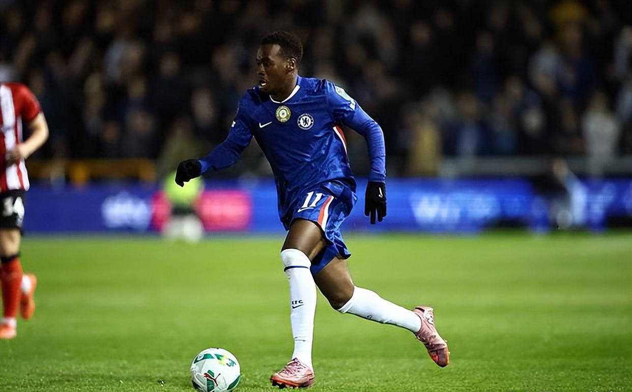 现也让球迷, 们充满了信, 若吉滕斯无