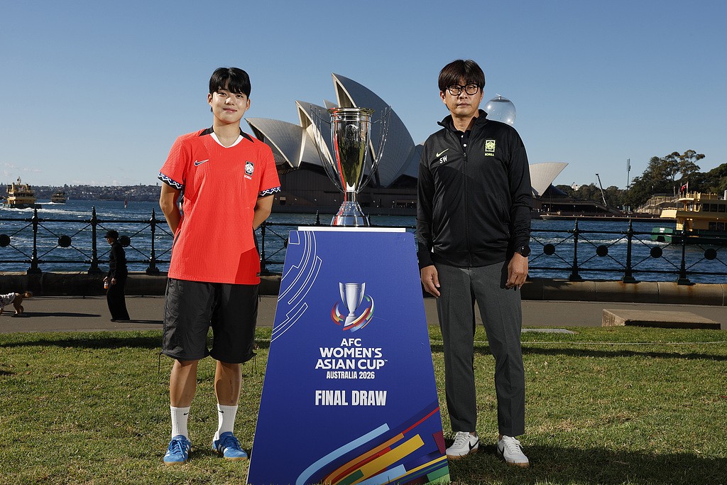 男足坐商务 男足坐商务